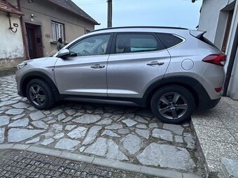 Hyundai Tucson TLE 2.0 CRDi 4x4 Premium manuál - 19