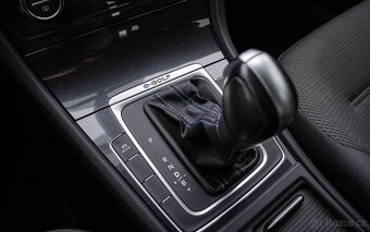 Volkswagen Golf e - 19