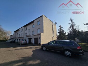 Pronájem cihlového bytu 3+1/B, 100 m2 + garáž, obec Všehrdy - 19