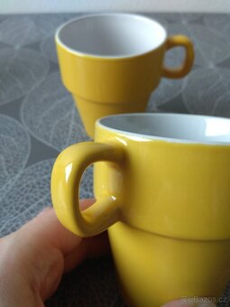 Nové stohovatelné hrnky - různé barvy, 11 ks, 250 ml - 19