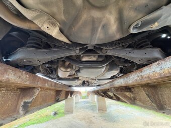 VW golf 6 variant 2.0 tdi - 19