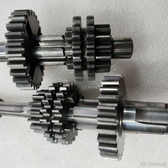 MANET 90 PŘEVODOVKA ORIGINÁL - 19