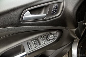 Ford Kuga 4x4 - 19