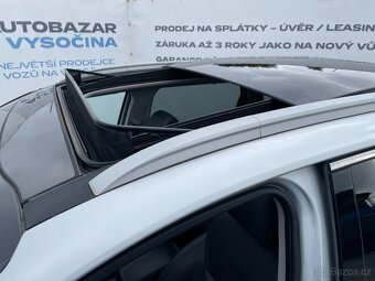 Kia Sorento III 2.2CRDi 4WD EXCLUSIVE Rebel - 19