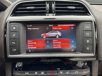 Jaguar F-Pace 30D AWD PRESTIGE ČR DPH - 19
