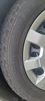 Mercedes-Benz B - 19