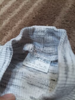 Balík oblečení 92 - 19