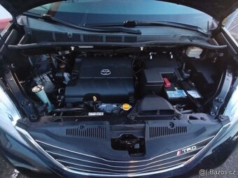 TOYOTA SIENNA XLE 3,5 V6 AWD  2015 NOVÝ MODEL 7 míst LPG - 19
