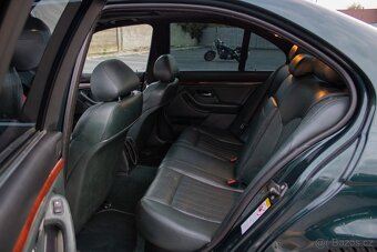 BMW M5 5.0 V8 Manual Individual - Aj na splátky - 19