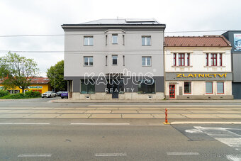 Pronájem nového  podkrovního bytu 3+kk,  ulice Oblá (70m2),  - 19