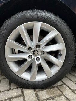 Škoda Superb 3 FL 2.0 TDi Sedan DSG 2021 - 19