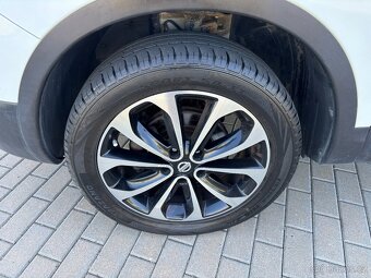 Nissan Qashqai,  2,0i 104kW 4x4 panorama - 19