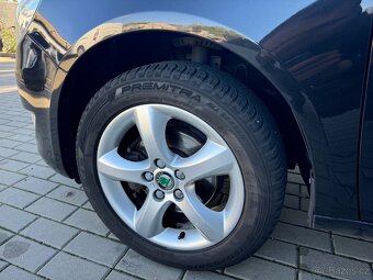 Škoda Fabia II 1.2 TSI / 63kW / 2011 /  DIGI KLIMA / SENZORY - 19