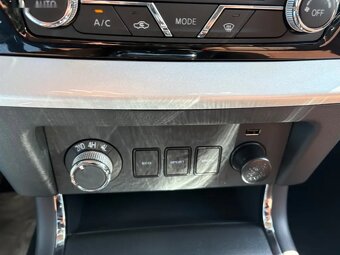 Dongfeng DF 6, 2.3dCi 120kw 4WD AT8 MID NAVI - 19
