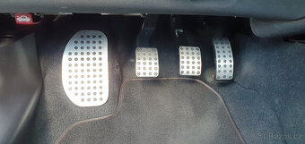 Alfa Romeo 147 GTA 3,2 Q2 - 19