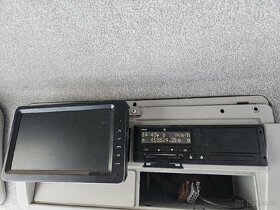 NOSIČ KONTEJNERŮ IVECO ML100E18 - 19