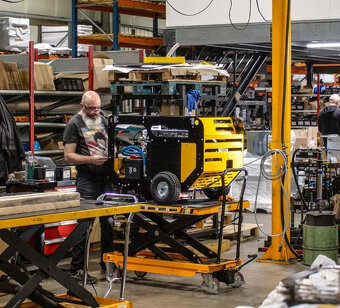 mobilní kompresor zbíječka, krtek, pískování, optika 15 bar - 19