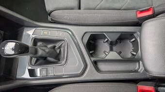 Volkswagen TIGUAN 2.0tdi 110kw automat DSG - 19
