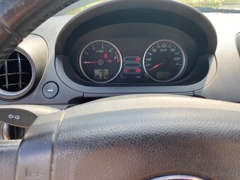 Ford fiesta 1.4 tdci 50kw nafta r.v. 2004 - 19