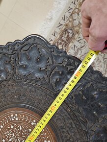 Starožitný vyřezávaný paraván se stolky - 19