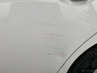 TOYOTA AURIS - 19