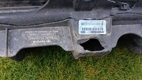 Toyota Highlander 4 IV 2020 - plastovy podbeh prah stupacka - 19