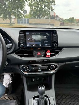 Hyundai i30 1.5i 2023 | Automat | 13 319 km | Záruka do 2028 - 19