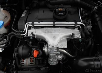 Volkswagen Jetta 2,0 TDI 103 kW CZ Serviska nafta - 19