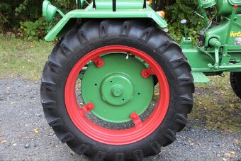 Traktor Holder B-10 rok 1956 - s doklady - 19