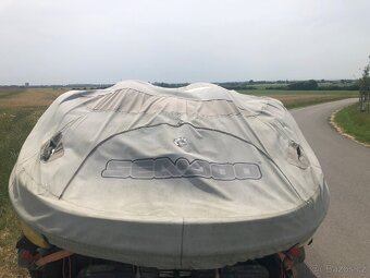 Motorový člun SEA DOO speedster - 19