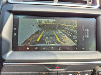 Jaguar E-Pace 2,0Ti P250 184Kw R-Dynamic Led 499.999Kč - 19