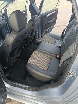 Mercedes Benz b200 turbo - 19