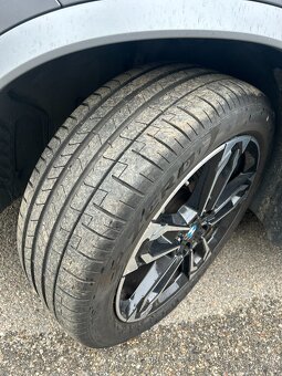BMW X1 sDrive U11 360°- HeadUp - Nez.topení - DPH - 19