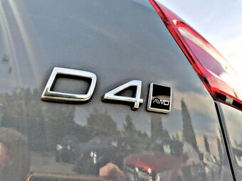 Volvo XC40 2.0 D4 AWDA/TKŮŽEBLIS - 19