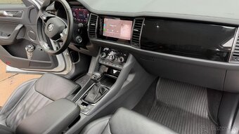 Prodám Škodu KODIAQ Laurin a Klement 4x4, DSG - 19