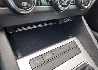 Škoda Octavia 1.5TSI 110kW Ambition Plus Ext - 19
