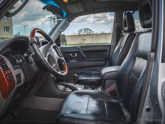 Mitsubishi Pajero 3,2 AUT 4x4 TOP STAV - 19