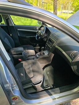 Škoda Octavia kombi 1,6TDI 2012 - 19
