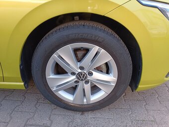 VW Golf 8 1.5TSI 96kW Hatchback Man.6st. 34tkm Panorama ACC - 19