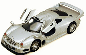 Modely 1:24 rozprodám sbírku nádherných Mercedesů v kovu - 19