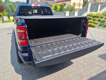 Dodge Ram 1500 5.7 HEMI 4x4 - 20 000 KM - 2024 - 19