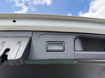 VW Passat Variant 2.0 TDI DSG Highline odpočet DPH - 19