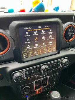 2021 Jeep Gladiator Mojave - 19