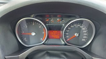 Ford S-MAX 2.0 TDCi - 19