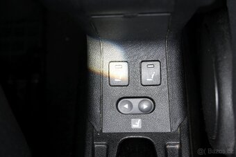Fiat Punto EVO, 1,2i 48KW, KLIMA, ČR, r.v. 2009 - 19