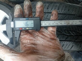 MITSUBISHI OUTLANDER ORIG. KOLA 18" S PNEU 225/55R18 - 19