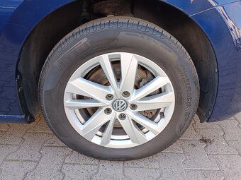 VW Touran Comfortline 2.0TDI 110kW DSG Taž. Dynamic Full LED - 19