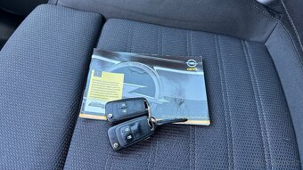 Opel Insignia 1.8i 103kW ALU,NAVI,PDC - 19