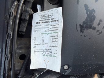 BMW 325i e90 MANUÁL XENONY SPORTSITZE - 19