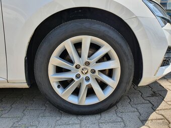 Škoda Superb iV Combi Style 1.4TSI 160kW DSG 56tkm Virtual - 19